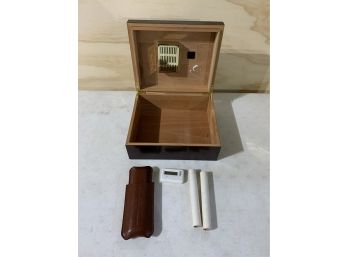 Cigar Humidor Plus Leather Cigar Case ,Humidifier, Portable Gauge