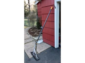 Expandable Roof Rake Snow Removal Tool