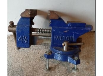 Wilton Shop Vise With Swivel Feature