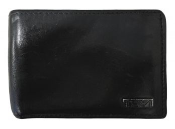 Tumi Black Leather Men's Billfold Wallet