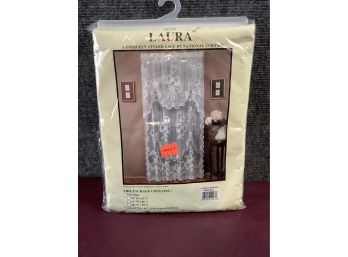 New In Package - Lace Fan Swag With Ribbon (58' W X 40' L)