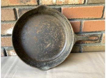 Vintage Erie Cast Iron Frying Pan