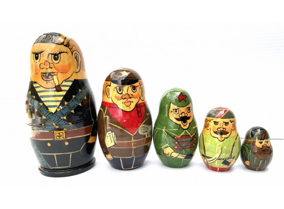 2 Of 2 Russian Nesting Dolls  RARE 5 Piece 6.5 Inches 2 Of 2 In This Auction