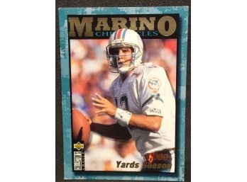 1995 Upper Deck Collector's Choice Dan Marino Chronicles - Y