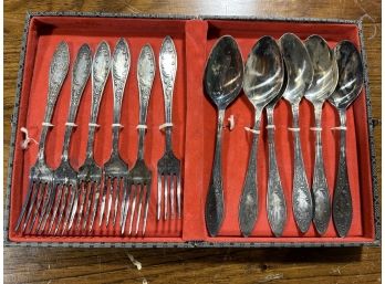 Lovely Antique Forks & Spoons In Presentation Box Service For 6
