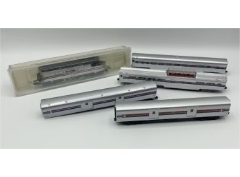 Lot Of N Scale Trains ~ Engine & Passenger Cars ~