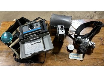 Vintage Camera Lot ~ Polaroid Land, Brownie & Cannon ~