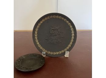 A Wedgwood Black Basalt Vanity Dish With Gold Detailing - Mother