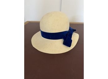 A Vintage Womens Wool Felt Hat By Edward Mann - England