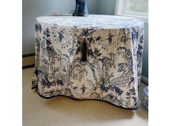 A Round Toile Table Cloth - Blue And White Chinoiserie - 40' Table