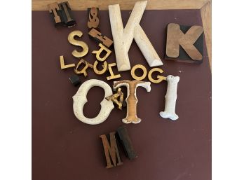 A Varied Collection Of Letters - Type Set And Commercial Letters