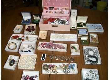 Lot B - Costume Jewelry Lot Assorted Group - Listner - Austria  & Others
