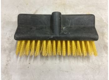 Heavy Duty Stiff Chemical Floor Brush Like New Just Needs A Screw In Handle