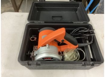 Brand New In The Case TJL Industrial Hand Wet Tile Saw 4-1/4in Blade New In The Carry Case