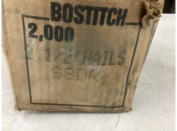 1/2 Box Of Bostitch 2 1/2in Wire Welded Strip Nails 8D Ring Shank Nail Gun Nails See Pictures