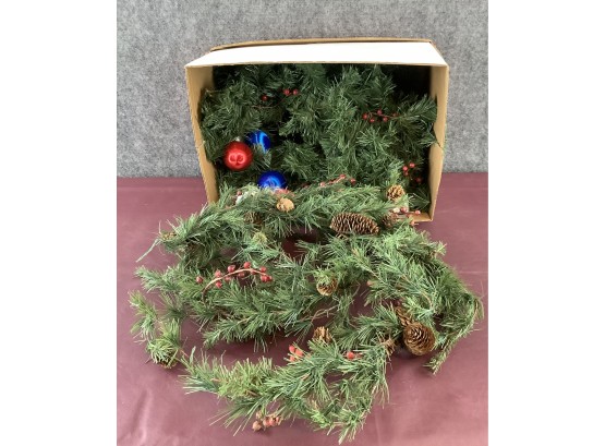 Box Of Wired Garland