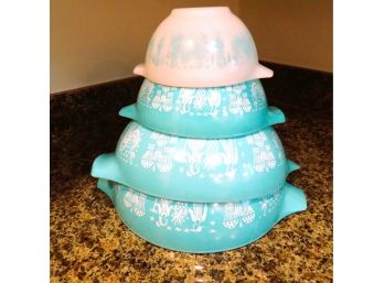 4 Piece Amish Butterprint Cinderella Mixing  Pyrex Bowls