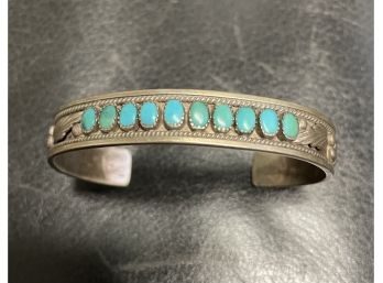 Native American Vintage Sterling  Turquoise Bracelet . 10 Small Round Stones .