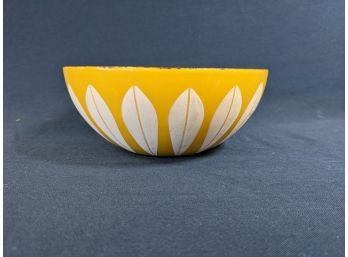 Small Cathrine Holm / Cathrineholm / Catherine Holm Yellow Lotus Enamel Bowl