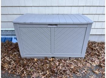 Suncast Outdoor Storage Box