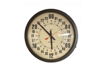 Seth Thomas 24 Hour Military Time Battery Operated Clock