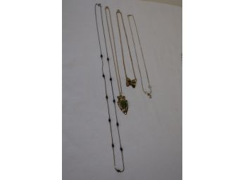 Costume Necklace Lot (4)