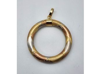 Beautiful 14k Italy Milor Stamped Tri Color Gold Circle Pendant