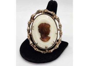 Stunning Vintage Cameo Pin Or Brooch