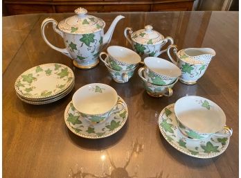 Complete Vintage China Tea Set With Beautiful Spring Leaf Pattern Service For 6 - 15 Pieces