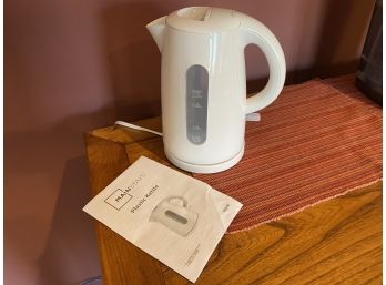 Electric Kettle By Mainstays