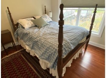Antique Federal Mahoganized Maple High Post Bedstead Circa 1830 Includes Mattress And Box Spring And Bedding
