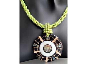 Vintage Mod Green Twisted Beaded Necklace With MOP & Abalone Pendant