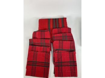 Red And Green Plaid Table Set