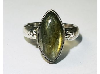 New Sterling Silver Labradorite -  Iridescent Stone Ring