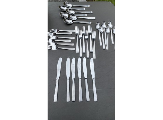A Set For Six -  Lauffer Holland 30 Pc Stainless Flatware Set -