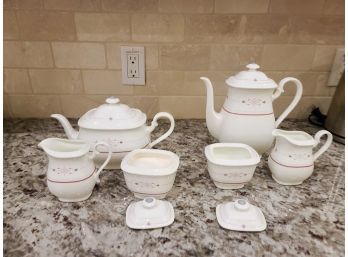 Villeroy And Bosch Teapots, Cream, Sugar & Milk Pitchers Aragon Pattern