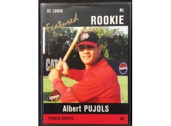 2004 Just Memorabilia Featured Albert Pujols Rookie Card