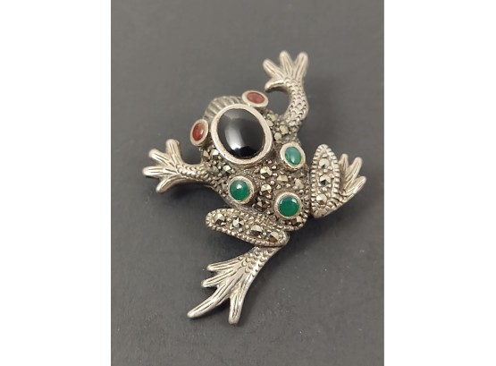 VINTAGE STERLING SILVER ONYX MARCASITE JEWELED TREE FROG BROOCH