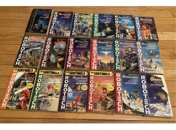 Large Lot Of 18 VINTAGE ROBOTECH Paperback Novels- Cult Classic Manga And Cartoon Series!