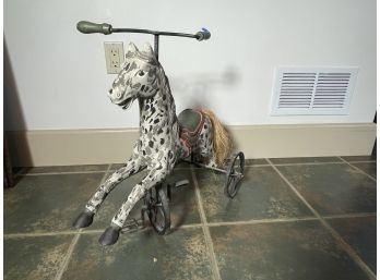 RIDE ON HORSE IN THE FORM OF A TRICYCLE
