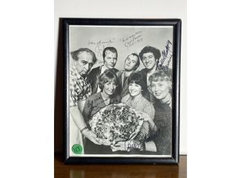 A SIGNED PHOTOGRAPH FROM LAVERNE AND SHIRLEY TV SERIES