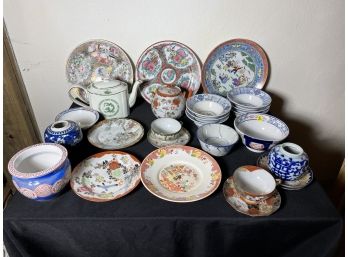 20 PIECES CHINESE PORCELAIN