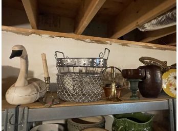 LARGE LOT OF DECORATIVE ITEMS