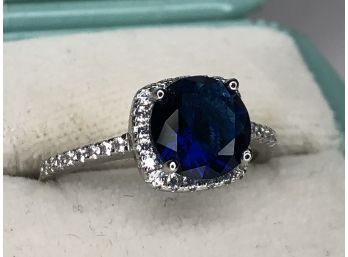 Amazing 925 / Sterling Silver Ring With Sapphire And Sparkling White Topaz - Very Pretty - New Never Worn