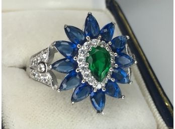 Fabulous Sterling Silver / 925 Ring With Sapphire, Emeralds And White Topaz - Beautiful Ring - New Never Worn