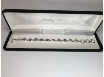Gorgeous 925 / Sterling Silver Toggle Bracelet With Beautiful Intense Color Amethyst - Very Pretty Piece !