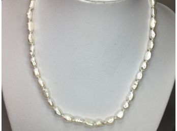 Wonderful Genuine Fresh Water Rice Pearls With Sterling Silver Clasp - 14' Long - Marked 925 - Very Nice !