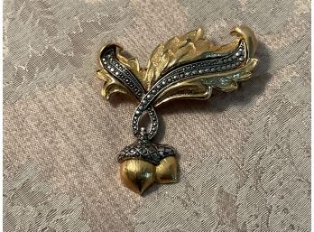 Gold Tone With Touches Of Silvery Acorn And Leaf Pin - Lot #27
