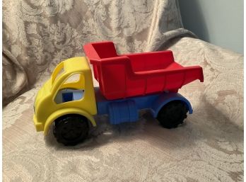 Battat Toy Dump Truck - Lot #1