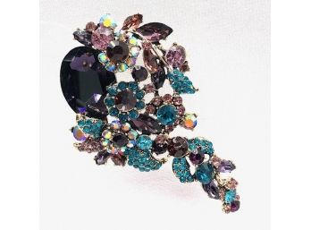 Huge Luxe Rhinestone Brooch W/ Moving Parts